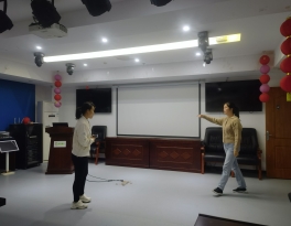 探访1